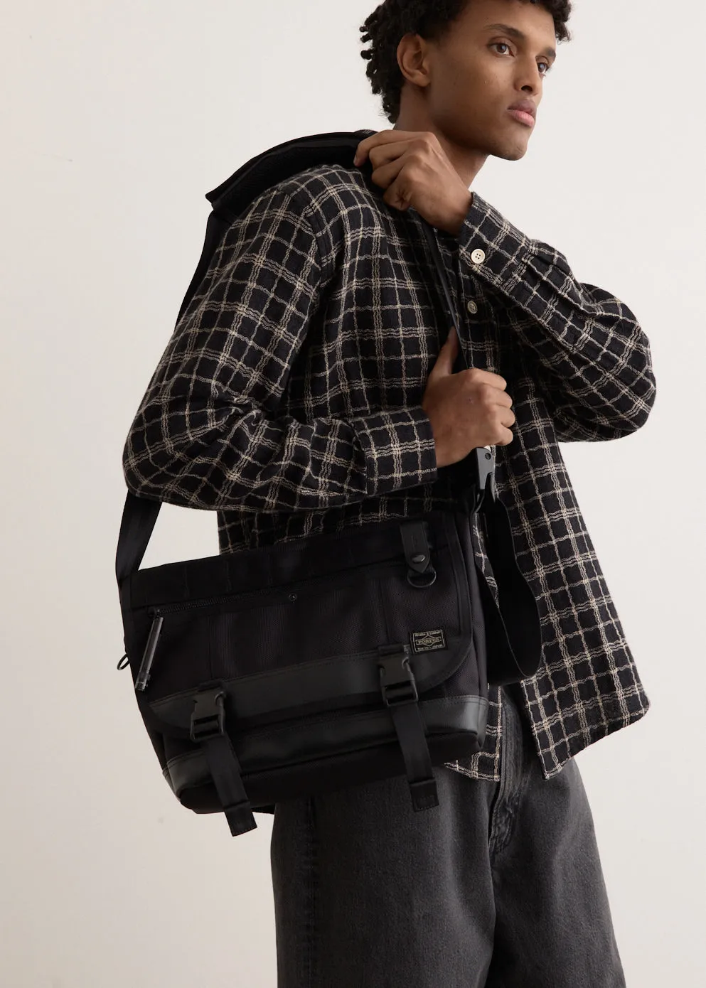 Heat Messenger Bag