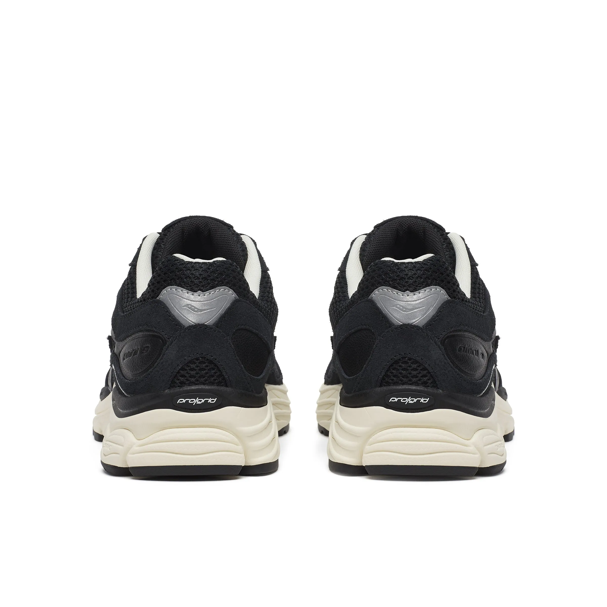 W Progrid Omni 9 Black/Cream Suede/Mesh