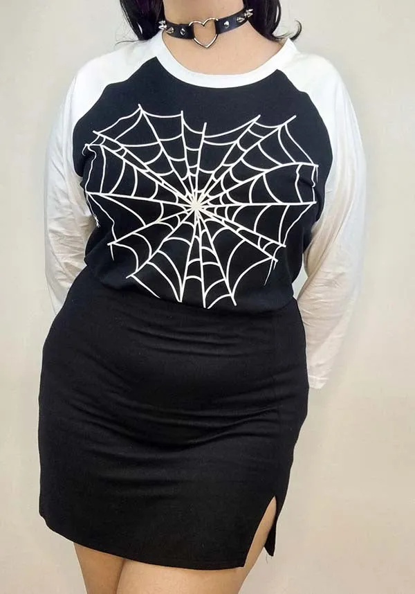 Widow's Heart [Black] | RAGLAN T-SHIRT